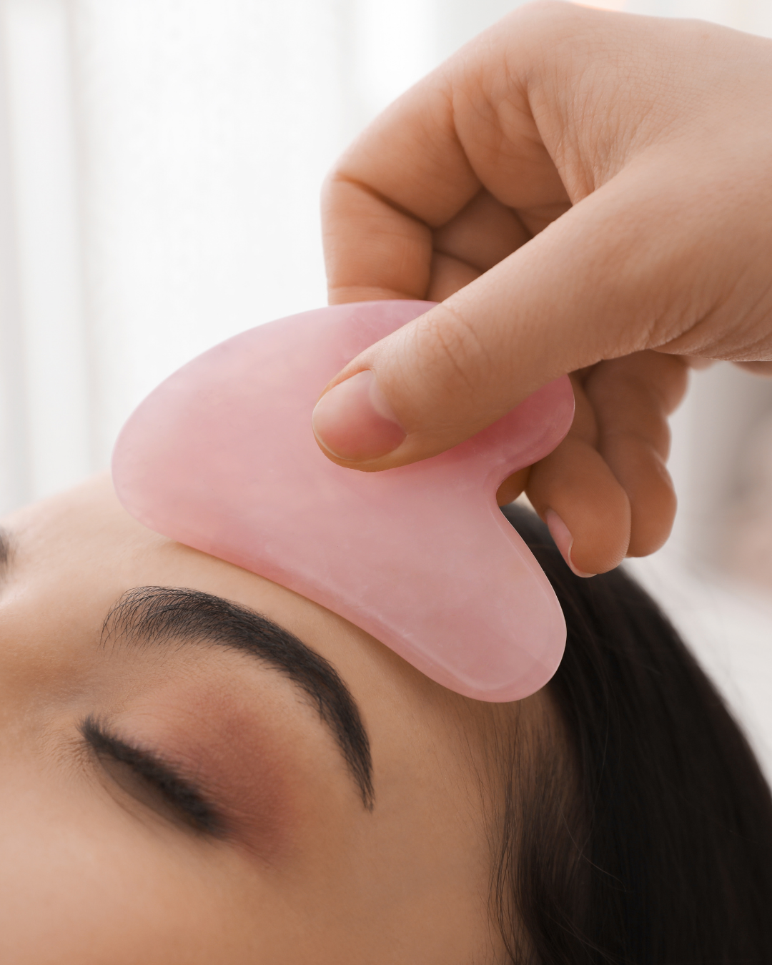 Facialiste arras massage guasha